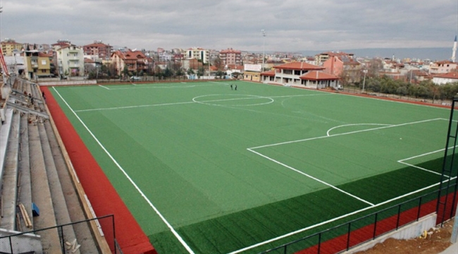 İzmit Belediyesi futbol sahası yaptıracak!